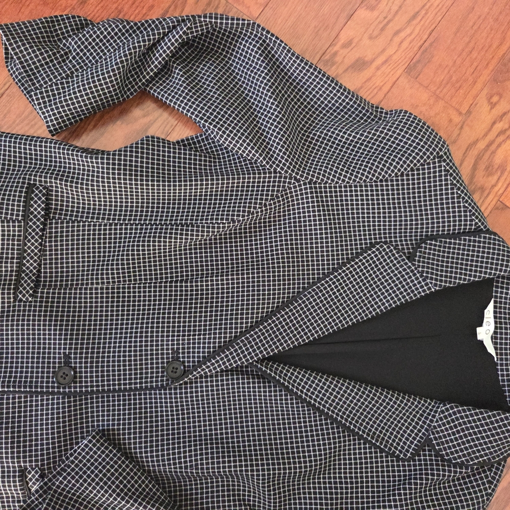 Cleo Black and White Houndstooth Blazer - Picture 8 of 10